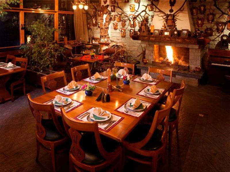 The Hunter'S Lodge Kamnik Skopje Exterior photo